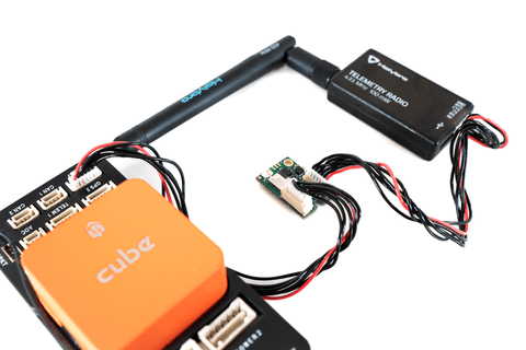 Dronetag DRI connected to Pixhawk controller and telemetry radio